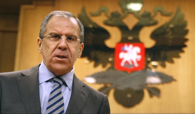 Šef ruske diplomatije Sergej Lavrov izjavio je da sankcije krše “sve moguće međunarodne norme” i obećao da će Rusija “učiniti sve da bi podržala legitimnu vlast predsednika Madura”