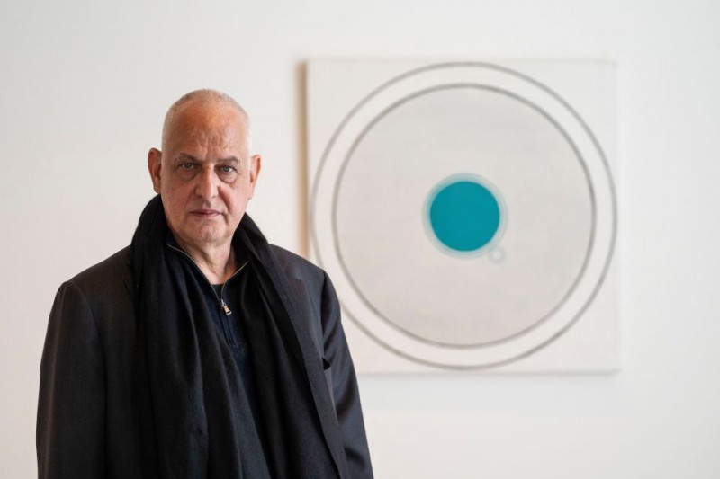 LUC TUYMANS i 80 slika doba u kojem su ljudi postajali sve gluplji i gluplji.